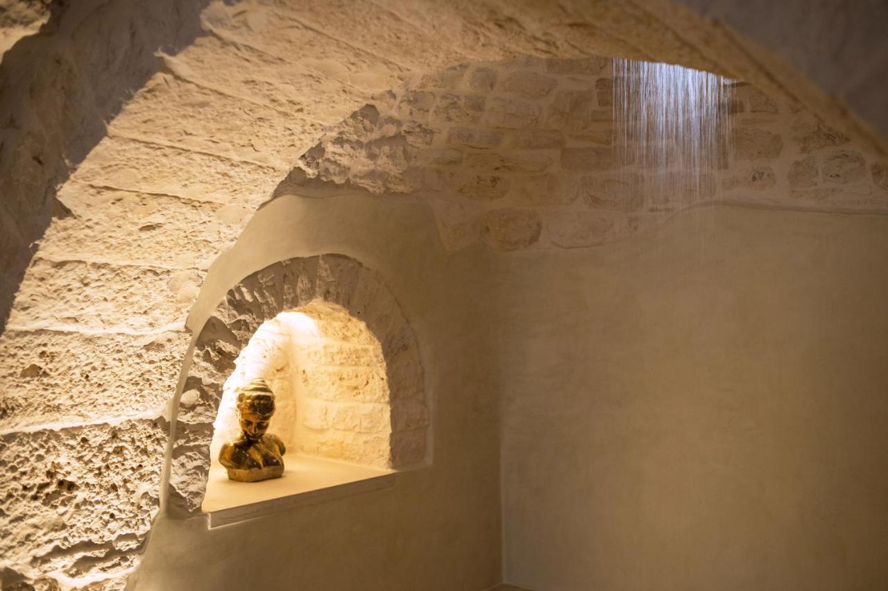 La Mandorla Luxury Trullo Bed and Breakfast Alberobello Exteriör bild